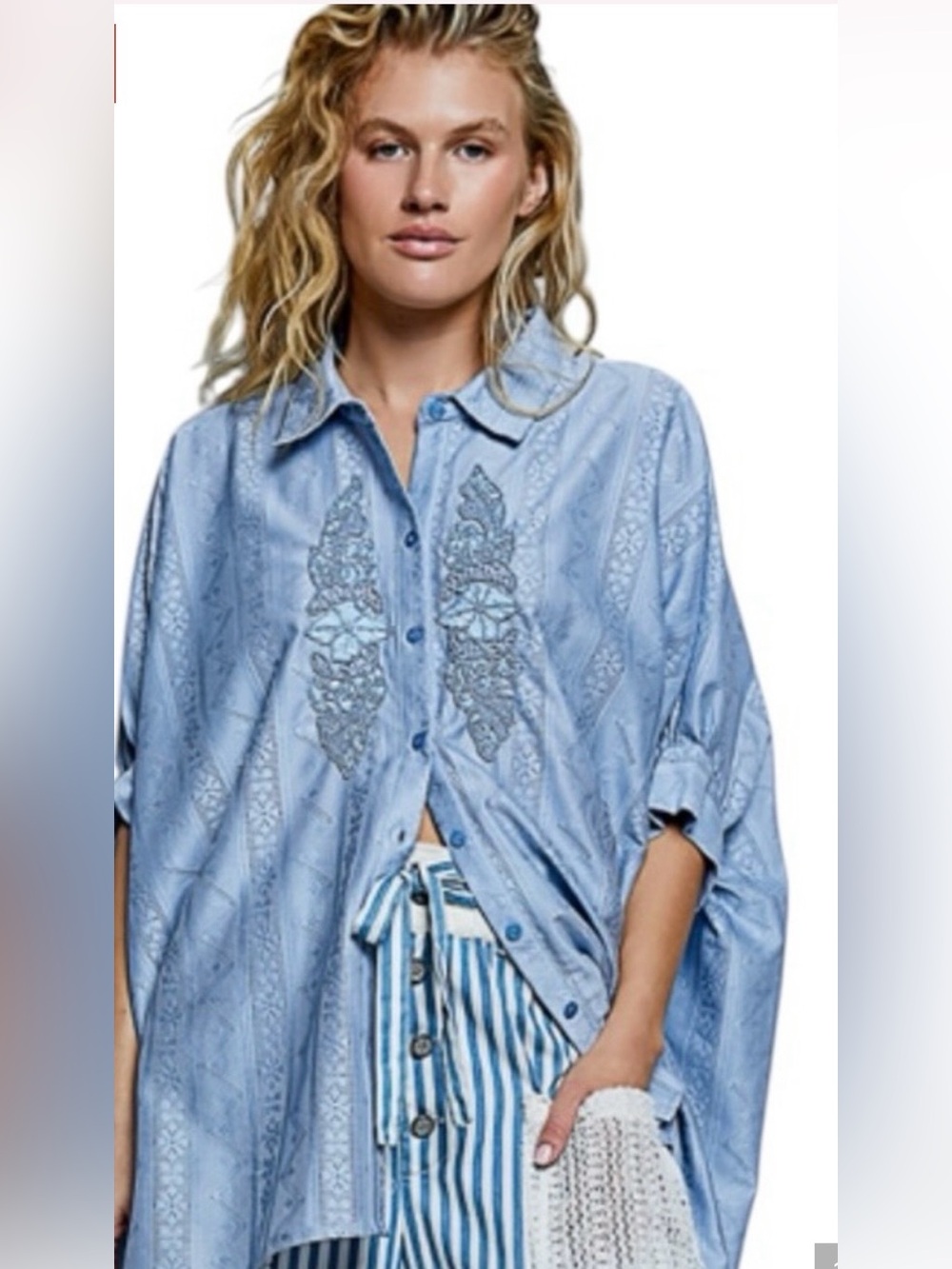 070:  POL NEW EMBELLISHED TOP SKY BLUE (H24)